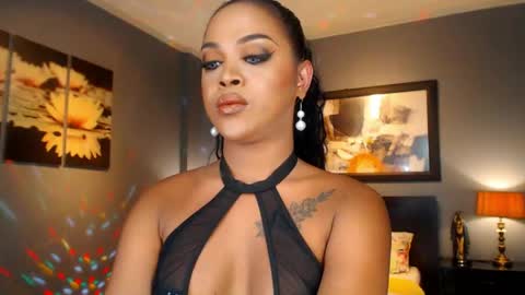 Snapshot of urmajestytyra chatting on May 21, 2026, 3:02 am UrMajestyTyra online show from May 21, 2026, 3:02 am
