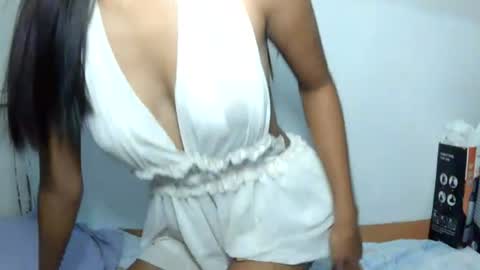 Snapshot of urmorenasexygirl4u chatting on July 7, 2026, 2:54 pm It me SHELLA online show from July 7, 2026, 2:54 pm