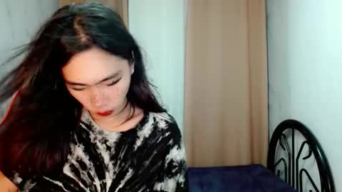 urnaughty_jeah online show from May 25, 2026, 11:05 am