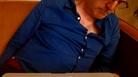 Dutchsoftie online show from October 4, 2025, 9:57 pm