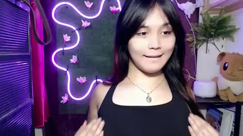 Pia online show from September 23, 2025, 5:49 pm