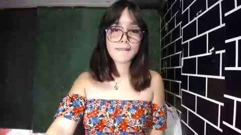 Pia online show from September 30, 2025, 3:11 am