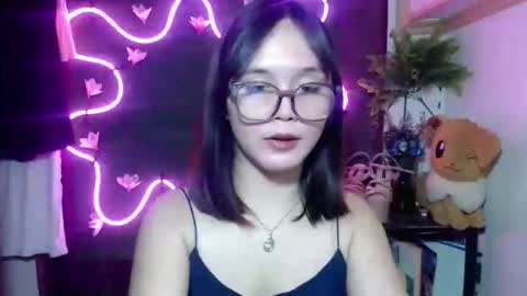 Pia online show from October 21, 2025, 9:59 pm