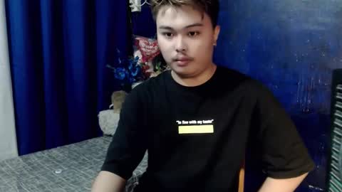 urpinoyjohnx online show from November 4, 2025, 12:26 pm