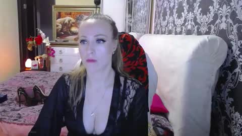 UrSecretTreasure88 online show from November 8, 2025, 10:15 am