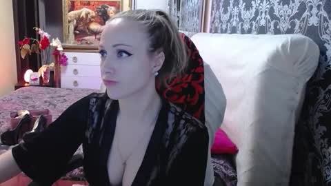 UrSecretTreasure88 online show from February 19, 2026, 9:49 am