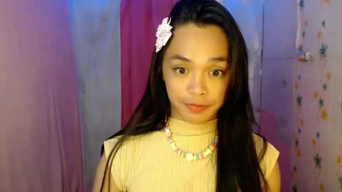 TYRA online show from April 19, 2026, 9:28 pm