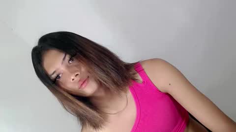 Snapshot of ursexy_diamondcum chatting on February 15, 2026, 8:49 pm RAZ online show from February 15, 2026, 8:49 pm
