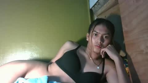 Snapshot of ursexy_diamondcum chatting on March 3, 2026, 10:10 am RAZ online show from March 3, 2026, 10:10 am