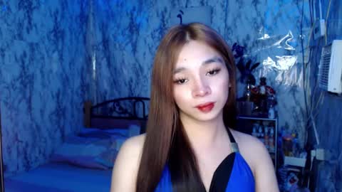 Yhana online show from December 28, 2024, 6:29 pm