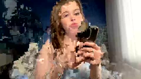 Hannah online show from February 13, 2025, 11:39 am