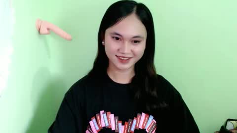 Snapshot of ursweet_athisa18 chatting on February 16, 2026, 6:04 pm Athisa online show from February 16, 2026, 6:04 pm