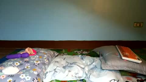 Snapshot of ursweetereca18 chatting on July 23, 2026, 6:28 pm ERECA online show from July 23, 2026, 6:28 pm