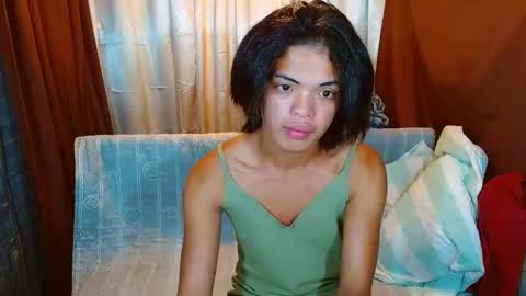 JEN online show from December 5, 2025, 7:32 pm