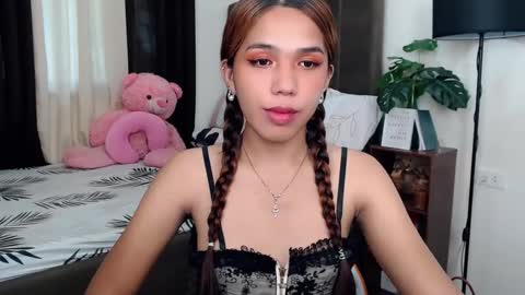 CHESCA online show from February 13, 2025, 3:29 am