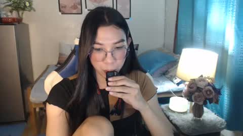 Ashley Kate Mateo Gray online show from February 27, 2025, 2:32 pm