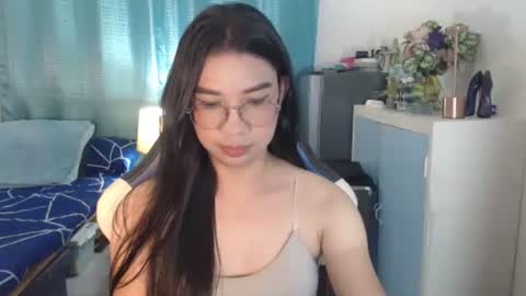 Ashley Kate Mateo Gray online show from October 7, 2025, 12:13 pm