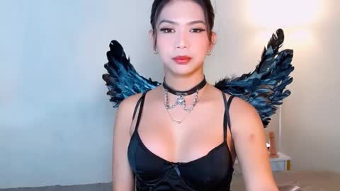 urwildest_margaret online show from January 17, 2026, 8:52 am