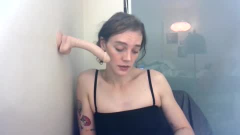 Snapshot of usedbooty chatting on February 8, 2025, 3:52 am Bianca Winter online show from February 8, 2025, 3:52 am