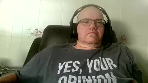 usstarr1 online show from April 21, 2026, 2:45 pm