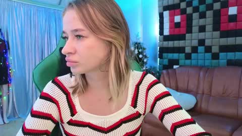 Leila online show from December 31, 2024, 10:12 pm