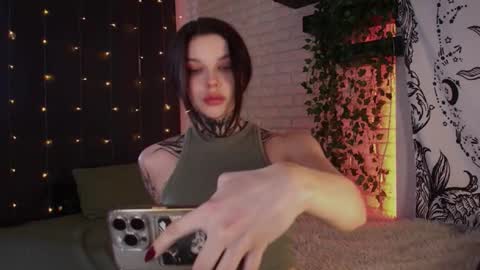 Eva online show from December 15, 2024, 8:52 am