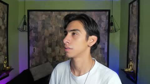 UYUKIE online show from October 13, 2025, 11:32 am