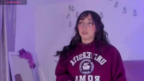 v1cky_ online show from April 3, 2026, 12:30 am