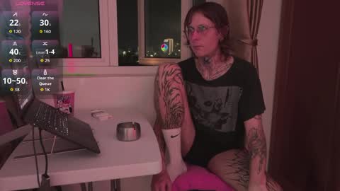 Snapshot of v1ctorwayne chatting on May 2, 2026, 2:11 pm v1ctorwayne online show from May 2, 2026, 2:11 pm