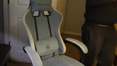 v_for_veng online show from November 9, 2025, 3:27 am