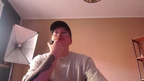 vacation__ online show from May 2, 2026, 3:39 pm