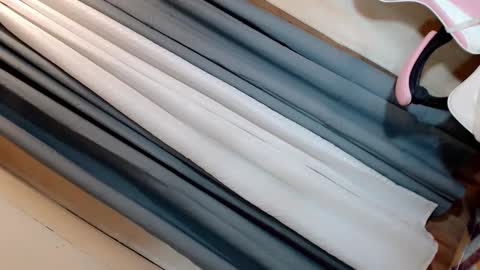 JESS - DONT FORGET TO FOLLOW ME AND GIVE ME THUMBS UP online show from October 15, 2025, 7:41 am