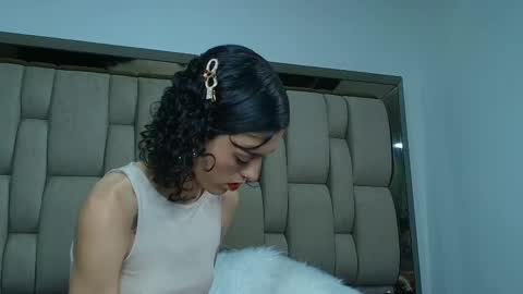 Snapshot of vaiolett_smith chatting on December 22, 2025, 4:04 pm V A I O L E T T S M I T H online show from December 22, 2025, 4:04 pm