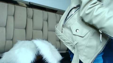 Snapshot of vaiolett_smith chatting on January 10, 2026, 4:20 pm V A I O L E T T S M I T H online show from January 10, 2026, 4:20 pm