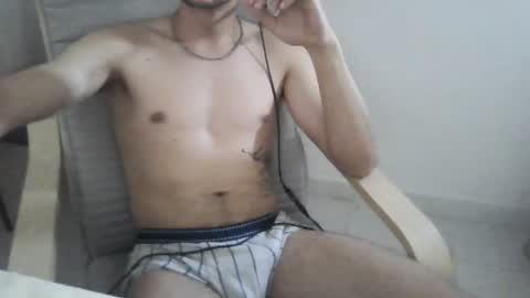 valdivar__ online show from July 5, 2026, 1:29 pm