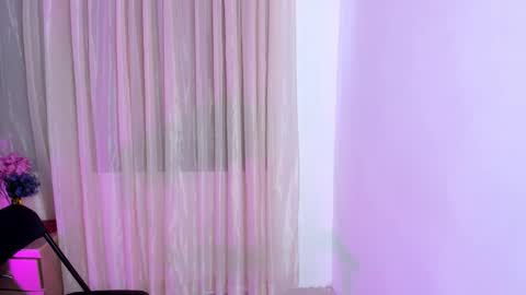 HI IM NEW online show from October 2, 2025, 1:29 pm