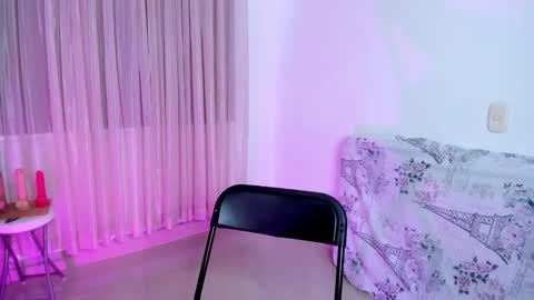 HI IM NEW online show from March 4, 2026, 3:40 pm