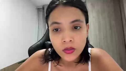 Snapshot of valecute01 chatting on January 14, 2026, 4:51 am valecute01 online show from January 14, 2026, 4:51 am