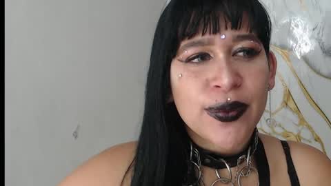 Snapshot of valen_ross7 chatting on April 20, 2026, 8:50 am valen_ross7 online show from April 20, 2026, 8:50 am