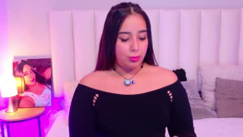 Snapshot of valen_scott_ chatting on June 16, 2026, 12:08 pm Valen Scott online show from June 16, 2026, 12:08 pm