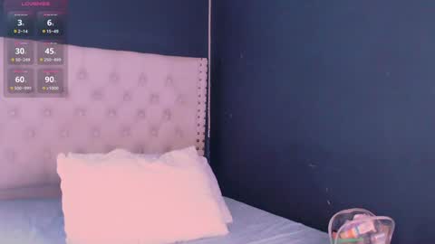 IG-valen mendoza99  twitter valenthompson99 online show from January 11, 2025, 11:02 pm