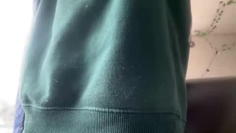 Snapshot of valent1nn chatting on February 2, 2025, 3:49 pm Valentin independent Cam Boy online show from February 2, 2025, 3:49 pm