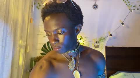 Snapshot of valent1nn chatting on January 11, 2026, 10:09 am Valentin independent Cam Boy online show from January 11, 2026, 10:09 am