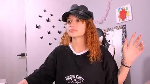 Snapshot of valent_27 chatting on July 14, 2026, 1:19 am Valentina online show from July 14, 2026, 1:19 am