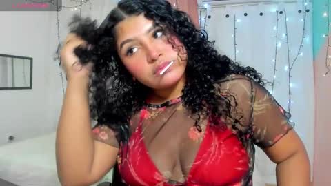 Valentina online show from December 13, 2024, 4:22 am
