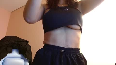 valen online show from February 9, 2026, 7:29 pm