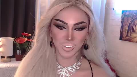 Amanda online show from October 23, 2025, 6:17 pm