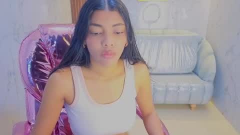 Snapshot of valentina_gomez_s chatting on May 30, 2026, 12:35 pm Valentina online show from May 30, 2026, 12:35 pm