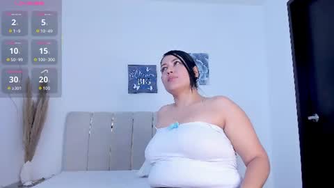 valentina_owens online show from July 15, 2026, 1:16 pm