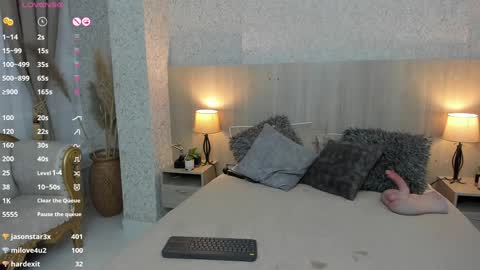 Snapshot of valentina_robertson chatting on February 2, 2025, 10:17 pm online show from February 2, 2025, 10:17 pm